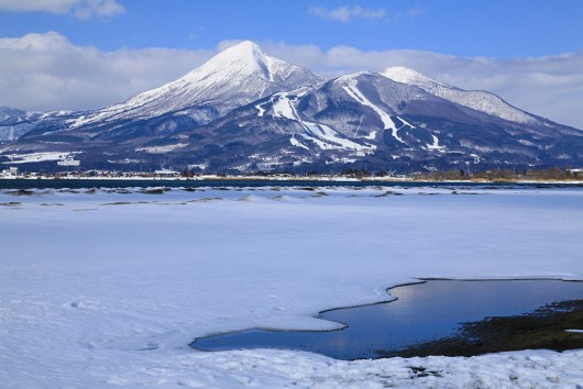 Lake Inawashiro in Winter, Aizu