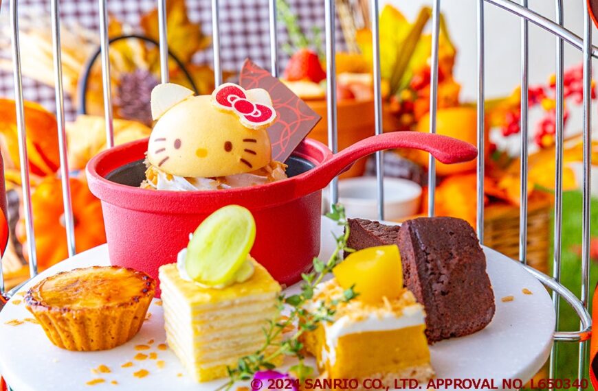Sanrio Cafe Halloween Afternoon Tea Set Parfait Top Row