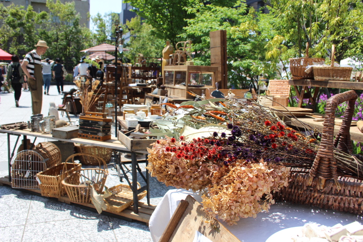 Stall selling flowers and baskets at Tokyo Romantic Flea Market