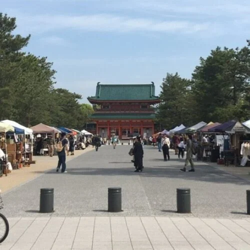 Heian Antique Market