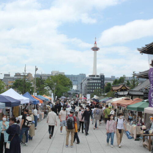 Ohigashi-san Handmade Temple Market