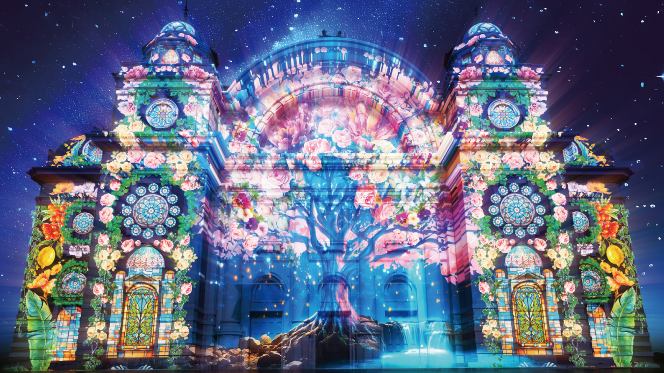 Projection mapped illuminations on Osaka City Hall