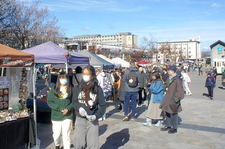 Umekoji Handicraft Market