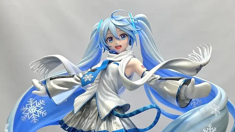 The New Life-size Snow Miku Statue