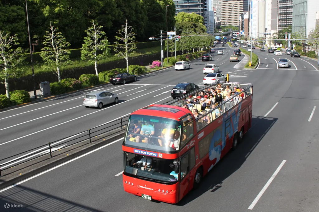 Hop-On Hop-Off Tokyo Bus by Skyhop Bus Tour