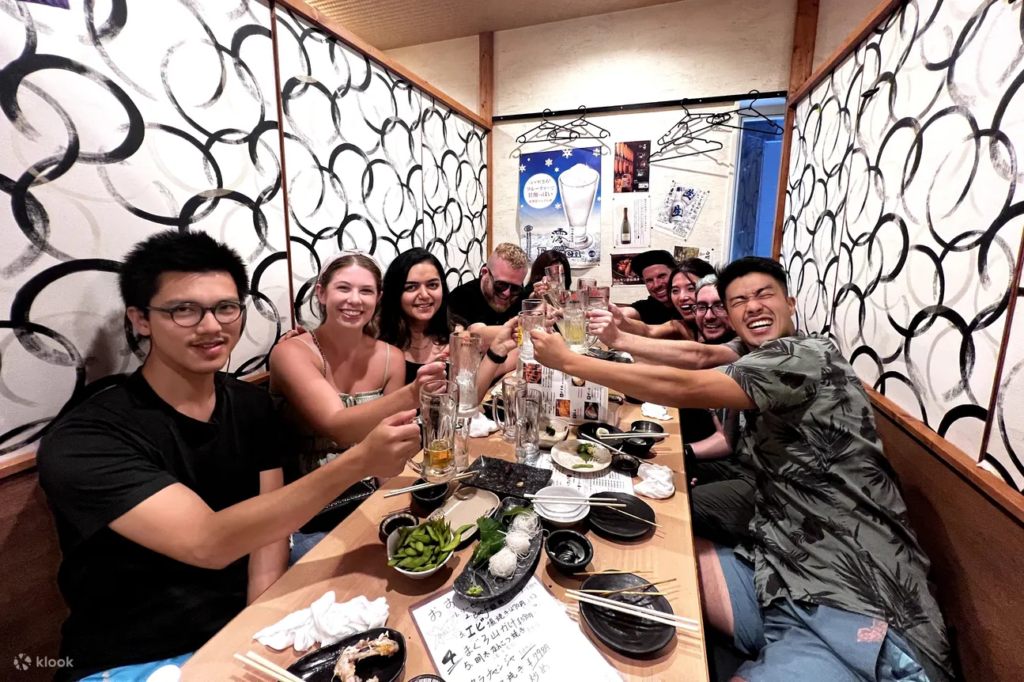 Shibuya Local Bar & Izakaya Crawl Evening Tour in Tokyo