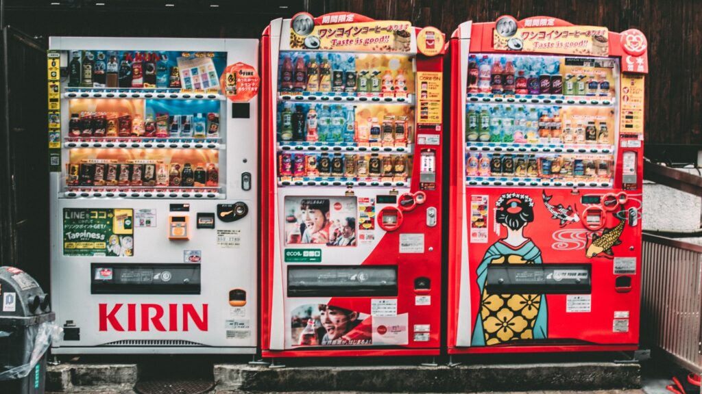 Japanese vending machines with IC card payment options