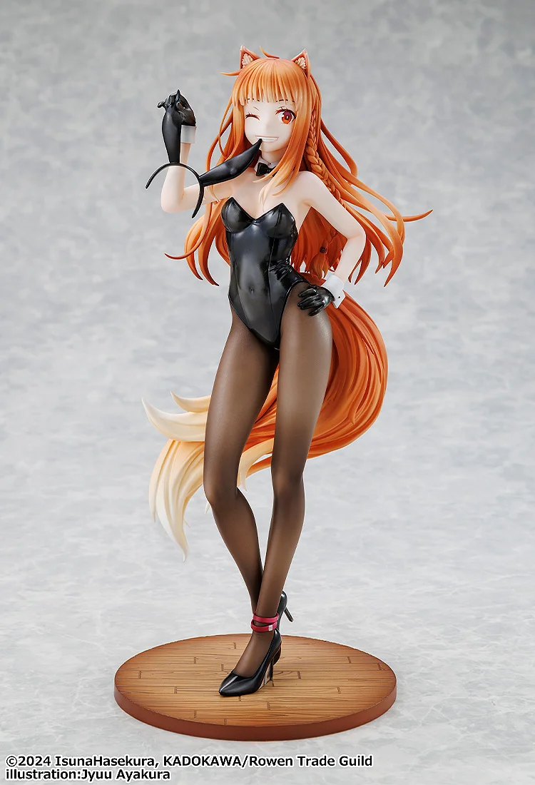 Holo Bunny Ver. Figure 2