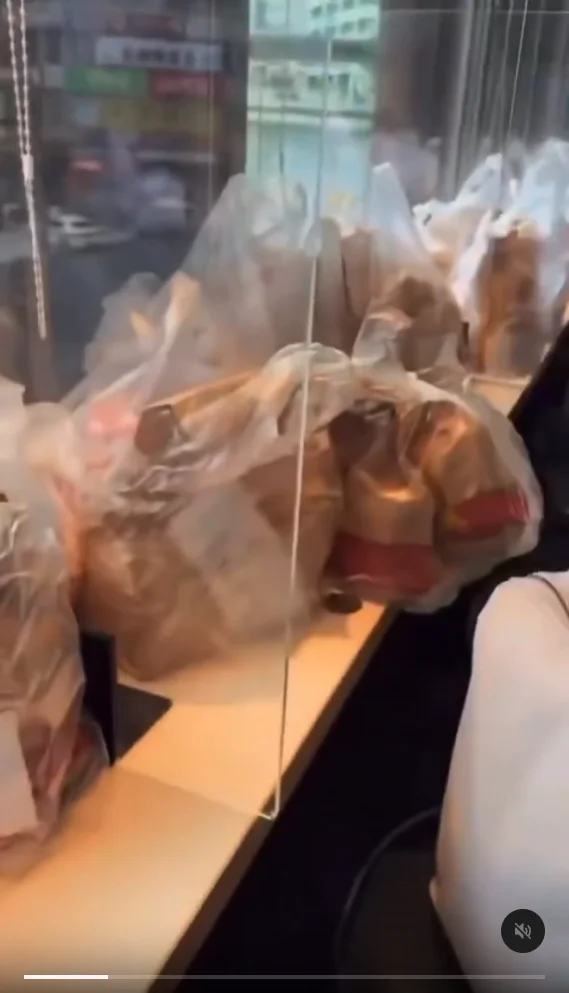 chiikawa mcdonalds resellers 3