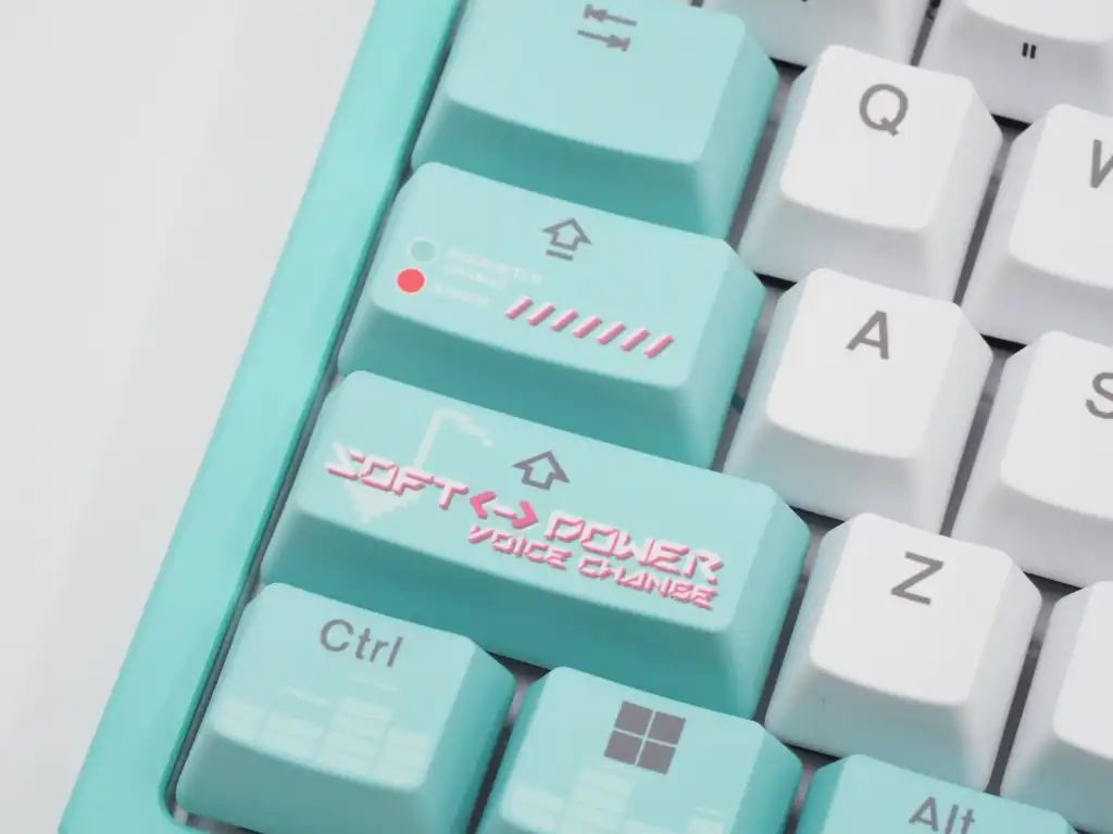 hatsune miku tuf new images 10