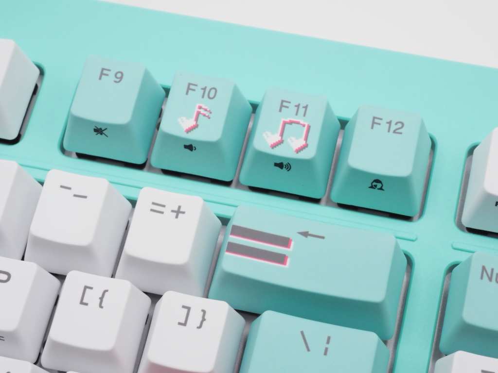 hatsune miku tuf new images 11