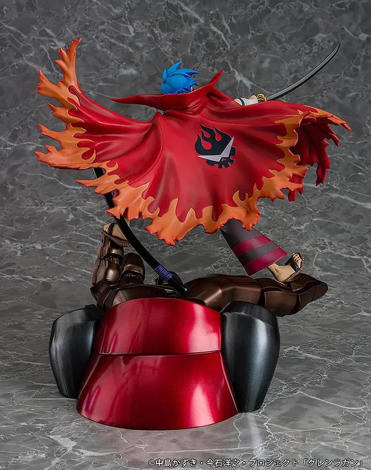 Kamina & Gurren Scale Figure 4