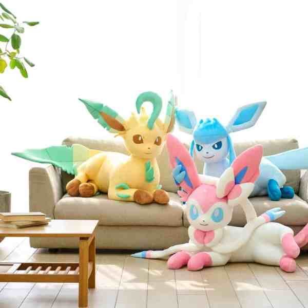 Life size Eeveelutions