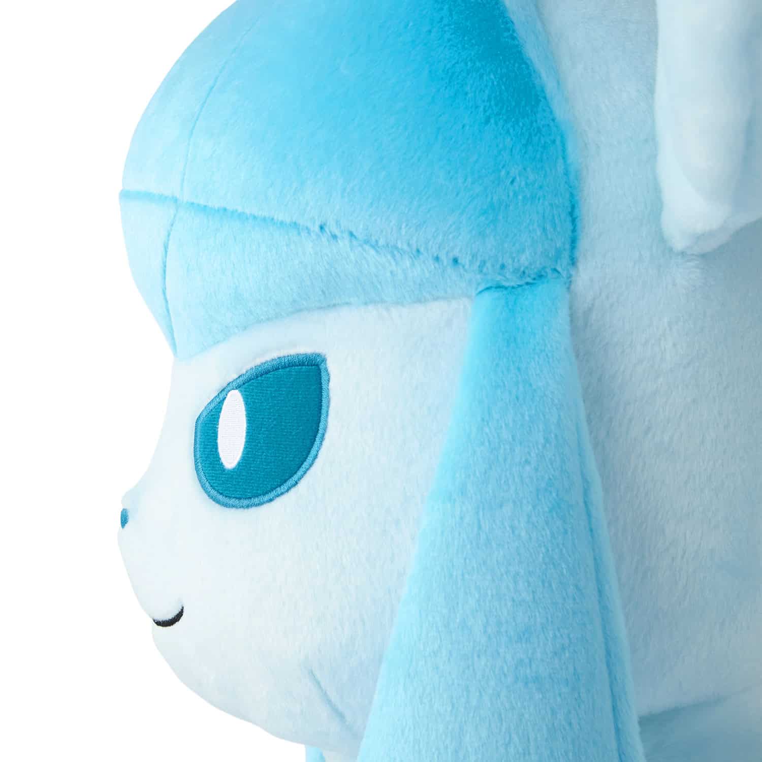 Life size Glaceon 12
