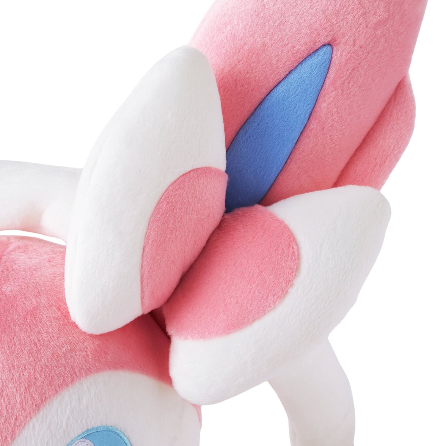 Life size Sylveon 13