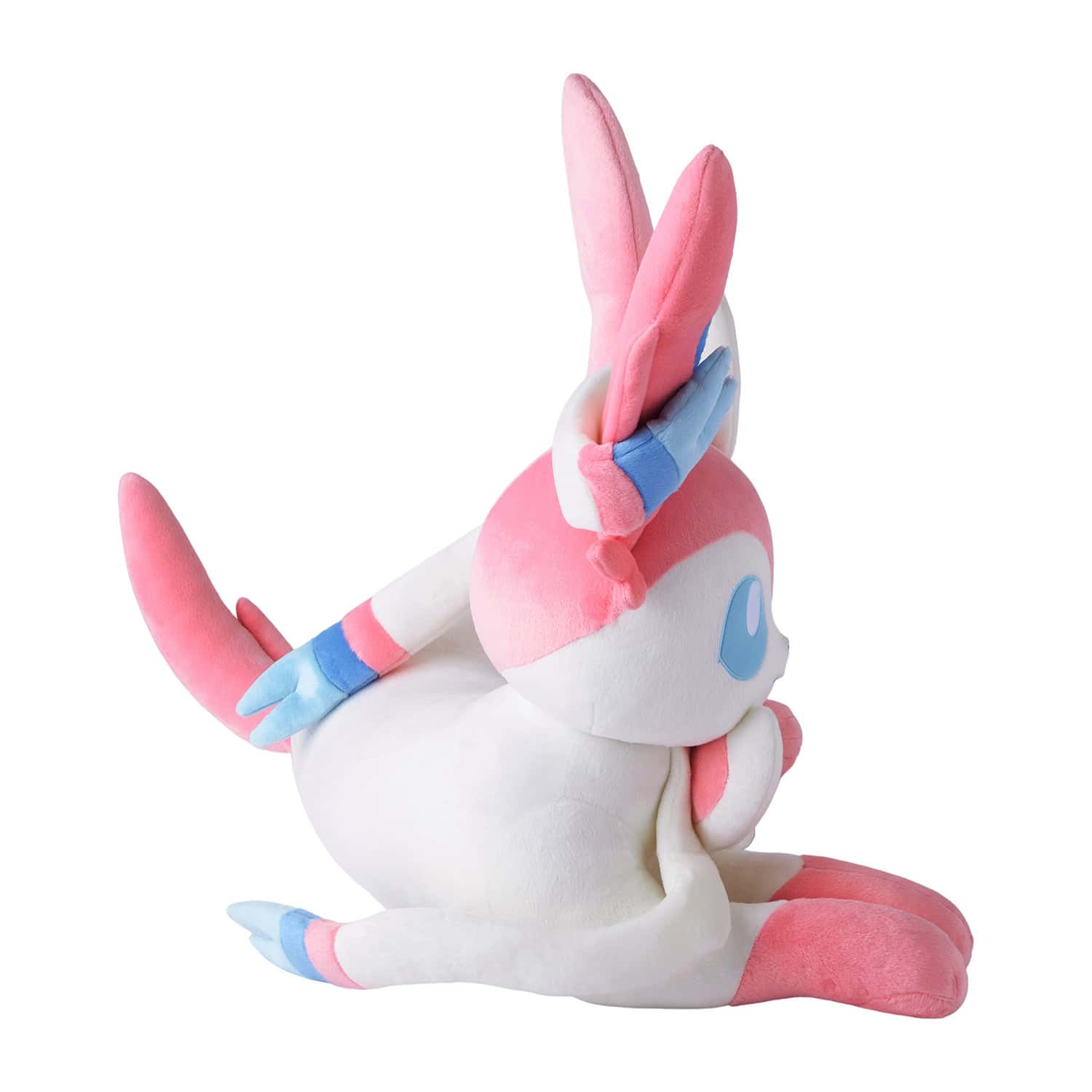 Life size Sylveon 4