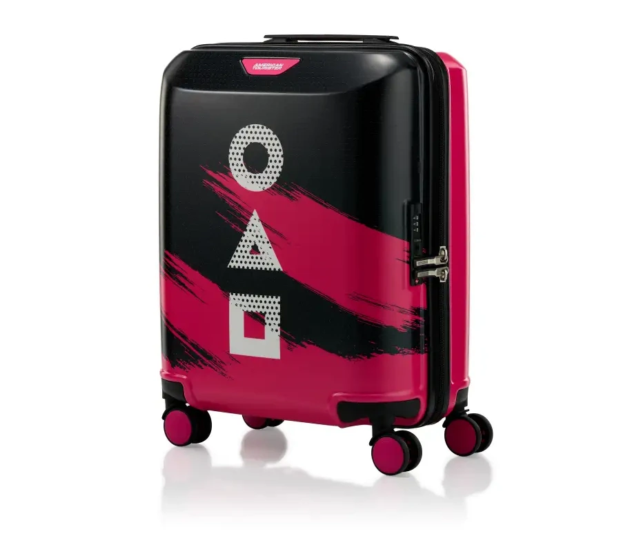 Squid Game American Tourister 6