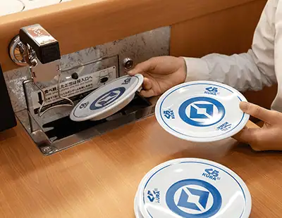 kura sushi plate slot