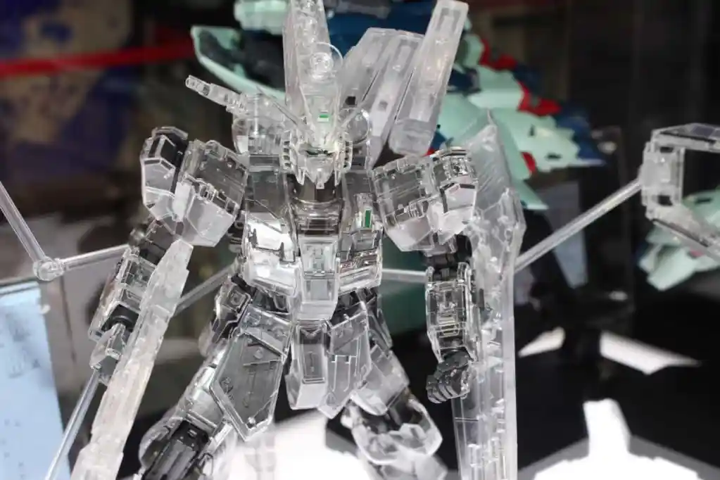 nu gundam clear mechanics 1