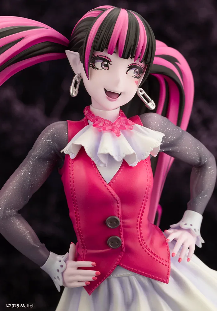 Draculaura Figure 13