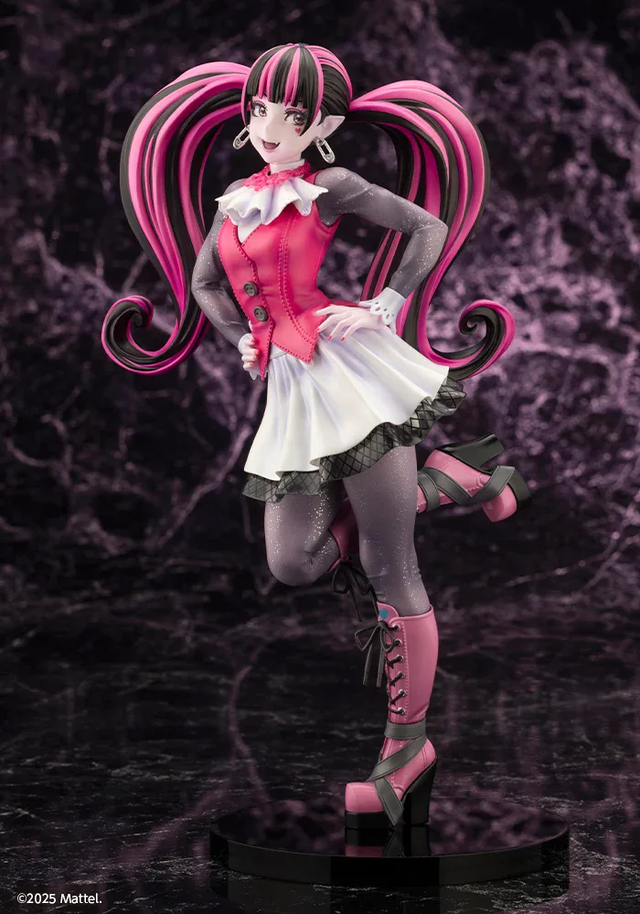 Draculaura Figure 2