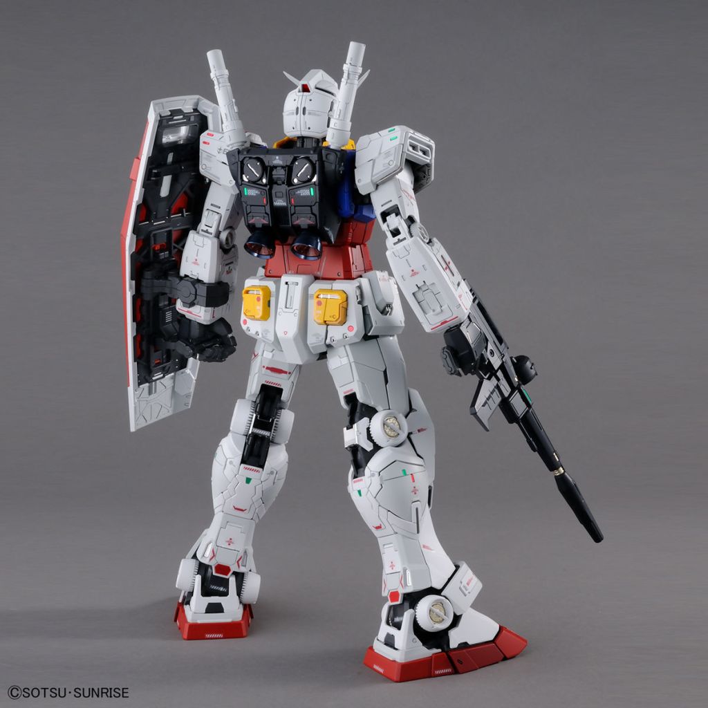 PG UNLEASHED RX 78-2 ガンダム Highly sought-after PG UNLEASHED RX-78-2 Gundam to be re