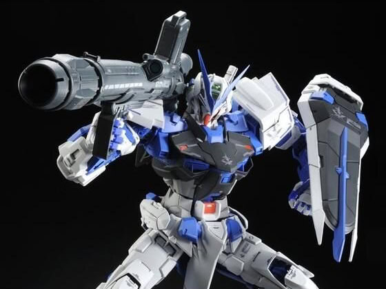 Perfect Grade (PG) 160 Gundam Astray Blue Frame gunpla 1