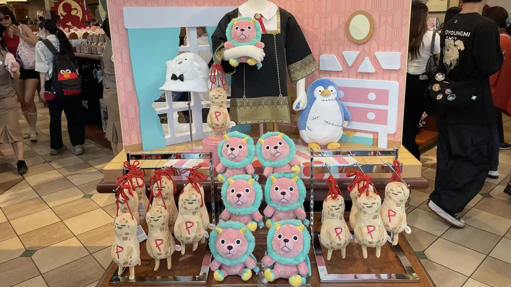 Exclusive SPY×FAMILY goods now available at Universal