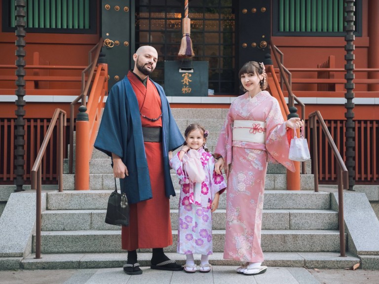 Capture Your Tokyo Memories: Private Photoshoot in Asakusa