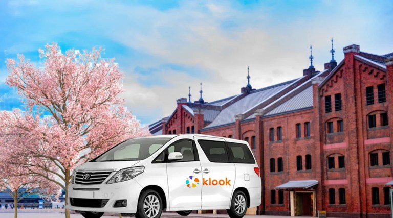 Explore Yokohama: Private Charter & Limousine Tour to Iconic Landmarks