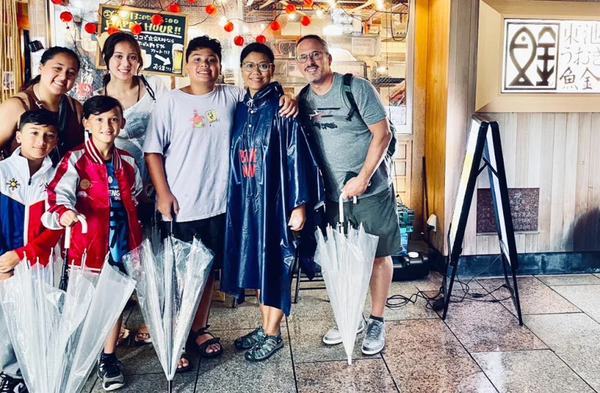 Discover Tokyo's Delights: Ikebukuro Food & Sightseeing Half-Day Adventure