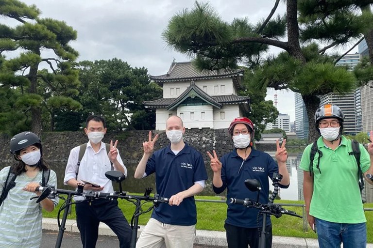 Discover Shibuya: Hidden Neighborhood E-Scooter Tour