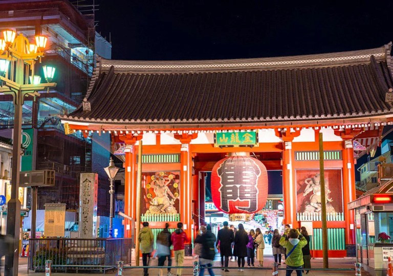 Asakusa Food Tour in Tokyo: 12 Dishes & 3 Drinks to Savor!