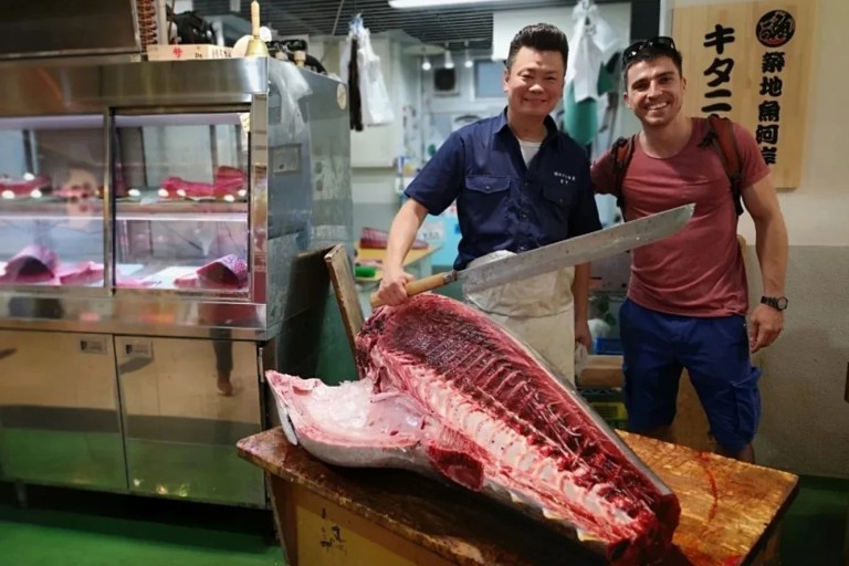 Tsukiji Fish Market Food Tour: A Delicious Journey Through Tokyo's Culinary Heart