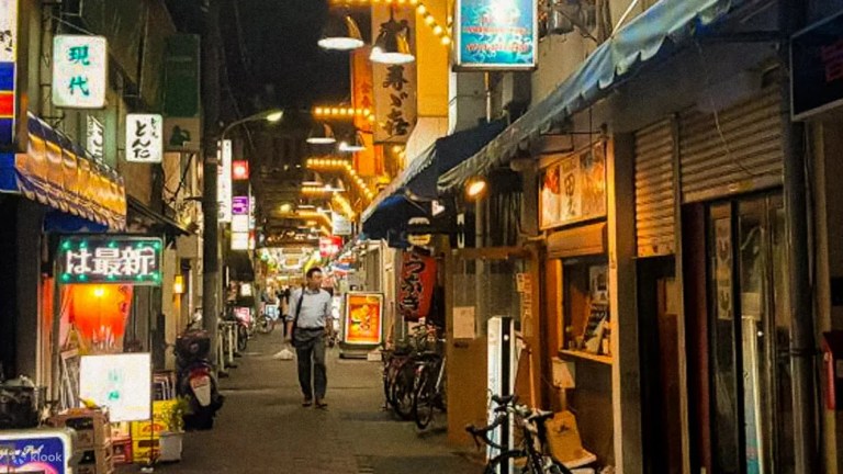Tokyo Food and Drink Adventure: A 3-Hour Culinary Journey
