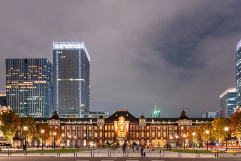 Explore Tokyo's Iconic Landmarks: Sensoji Temple, Tokyo Skytree, and More!