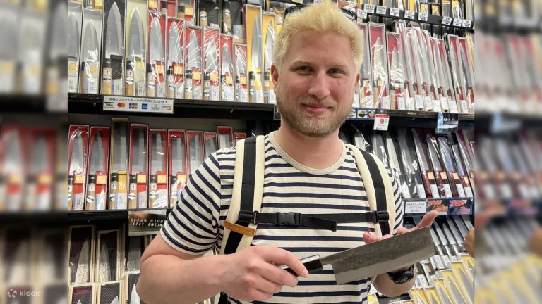 Asakusa: Explore Japanese Kitchen Knives and History
