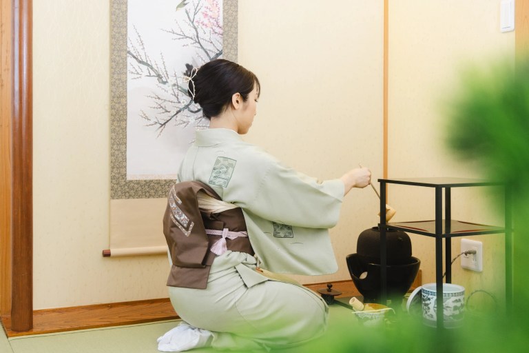 Asakusa Kimono & Tea Ceremony: A Cultural Experience in Tokyo