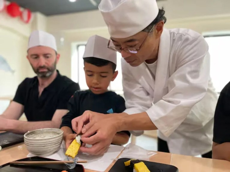 Tsukiji Fish Market: Guided Tour & Sushi Making with a Pro Chef