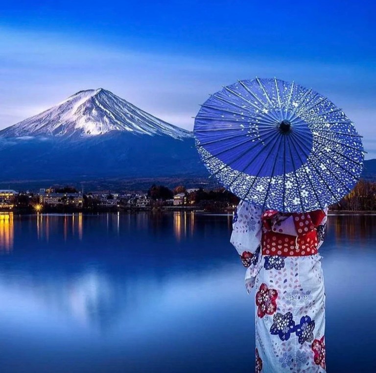 Mt. Fuji & Lake Kawaguchi Private Car Charter: A Day of Scenic Wonders from Tokyo