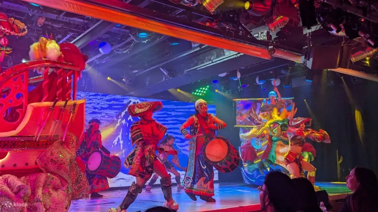 Samurai Show Ticket in Shinjuku: Includes 2 Drinks (18+ Only)