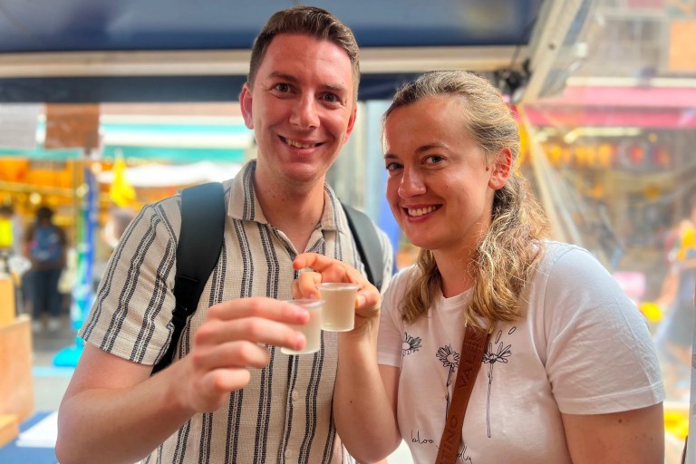 Tsukiji Fish Market Food Tour: A Culinary Adventure