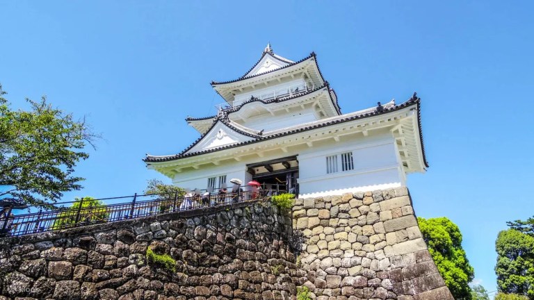 Discover Odawara: Castle, Samurai, Seaside & Crafts Adventure