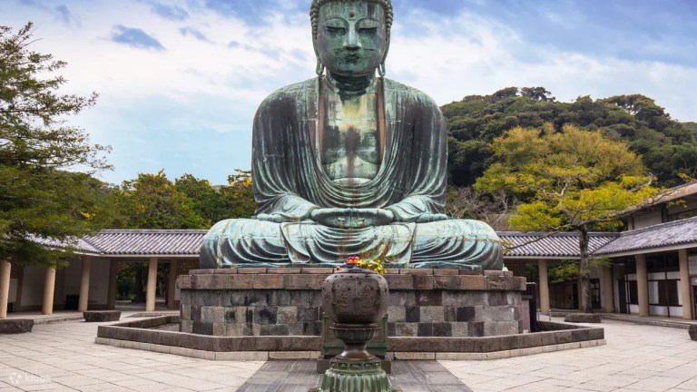Explore Kamakura & Enoshima: Private Customizable Day Trip by Car