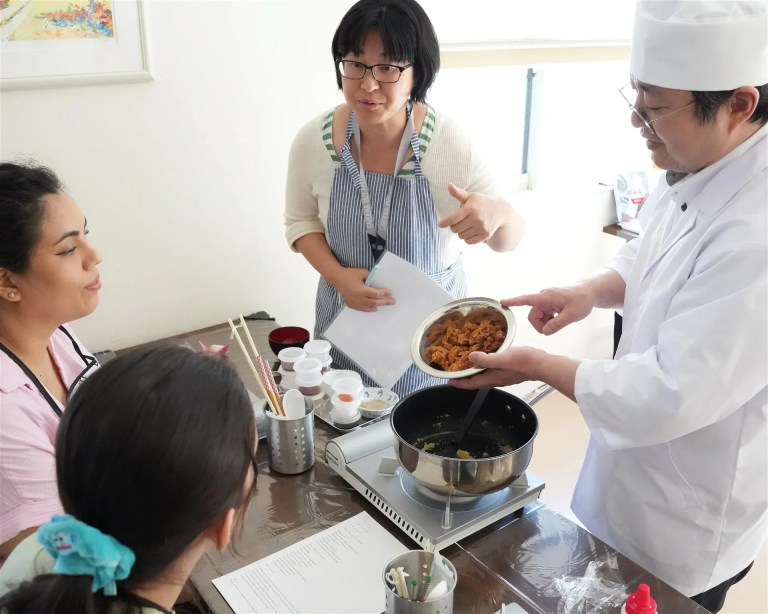 Gyoza and Ramen Cooking Class in Ikebukuro
