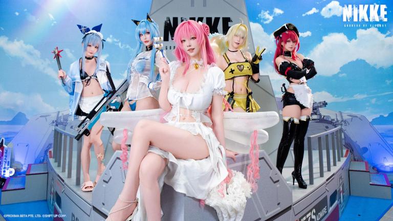 Goddess of Victory NIKKE cosplay show 1