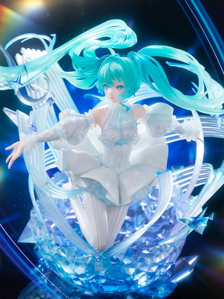 Hatsune Miku crystal statue 7