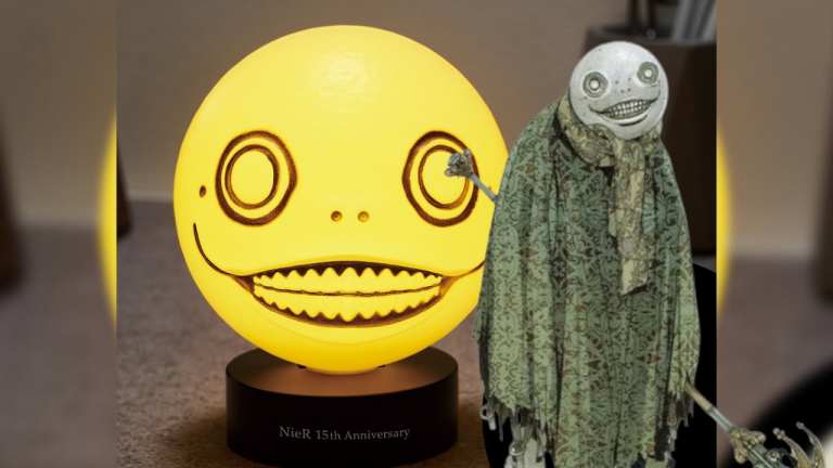 NieR 15th Anniversary Room Light Emil 1