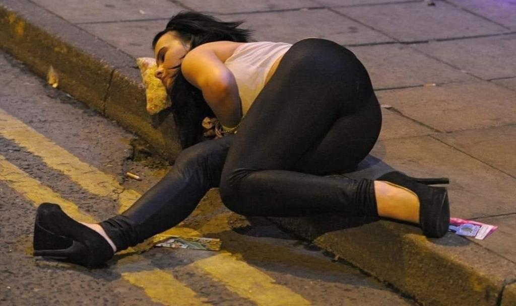 dominos pizza cushion 1